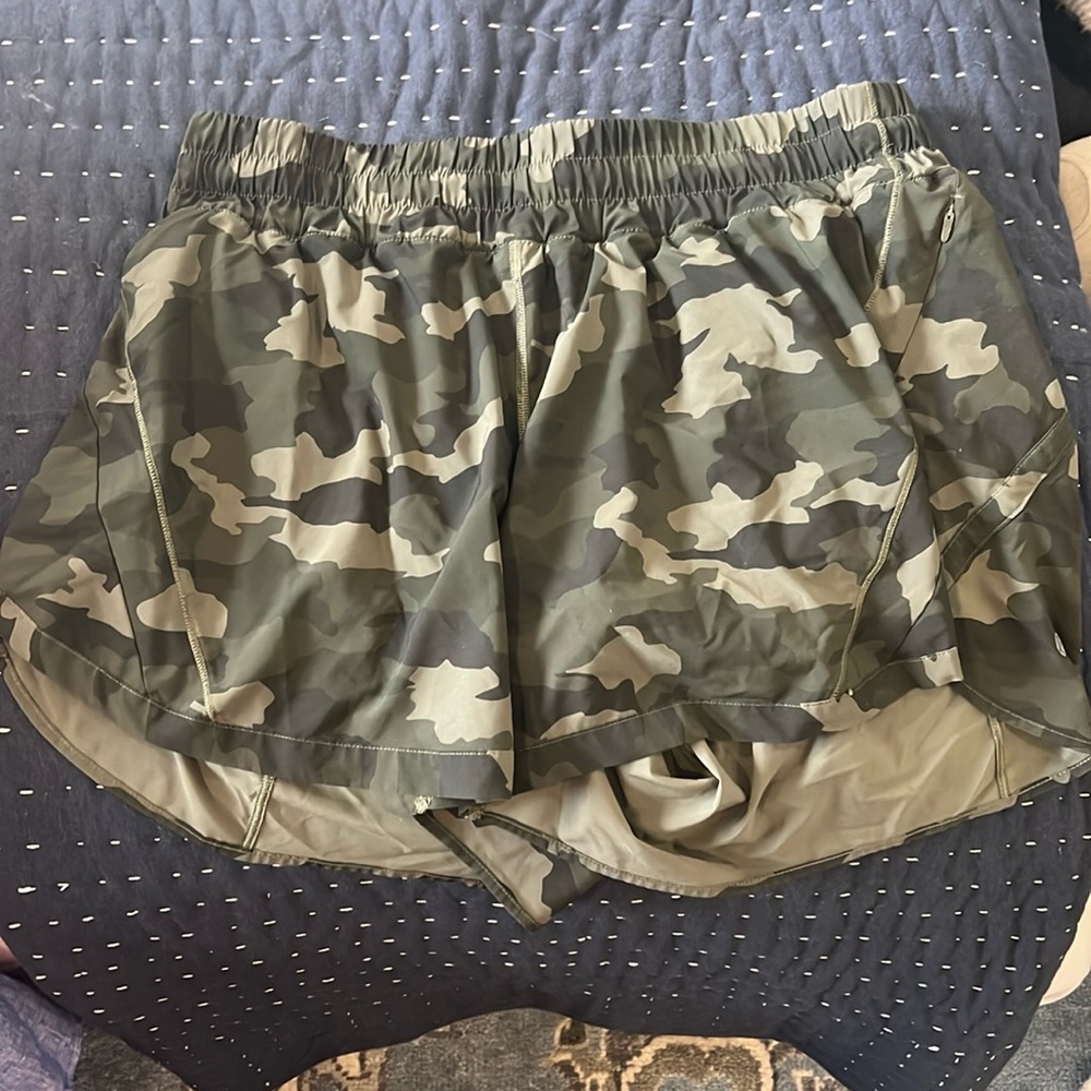 Lululemon running shorts - camo print - size 14